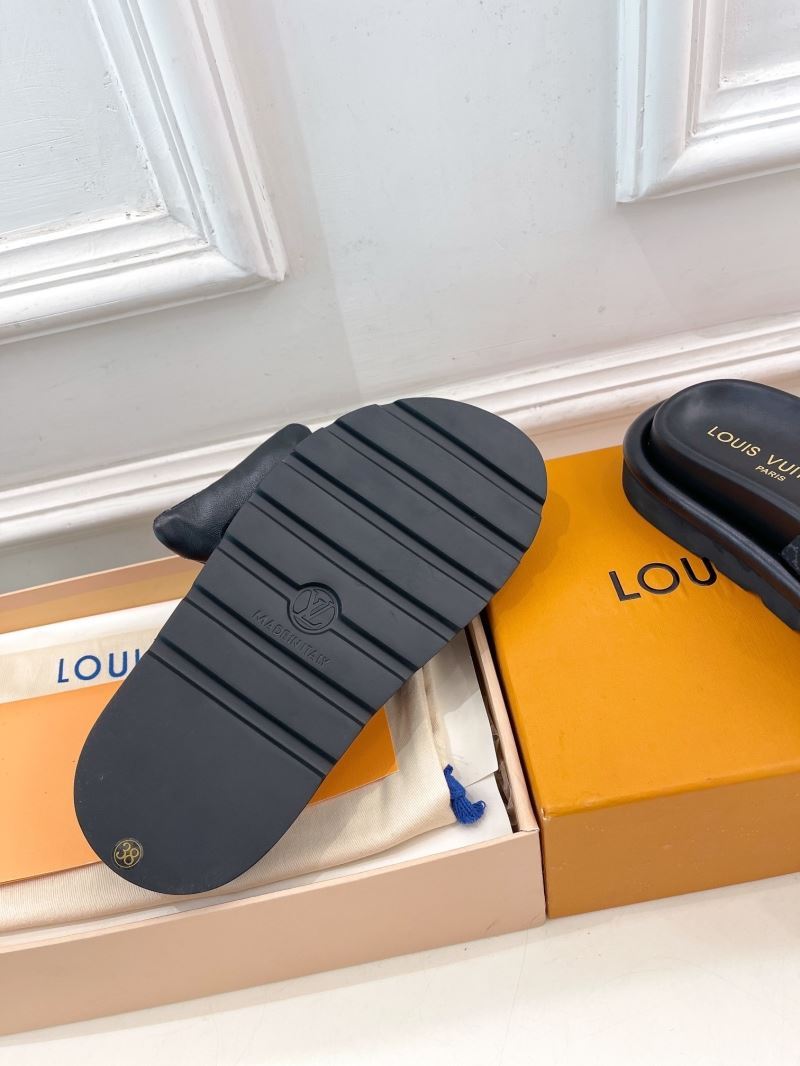 Louis Vuitton Slippers